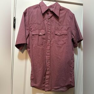 Men’s Wrangler button down shirt